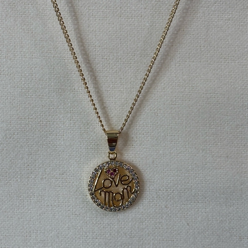 NEW Elegant 1” Pink White CZ 🩷 LOVE MOM Pendant 18k Gold Filled Necklace - Picture 3 of 4